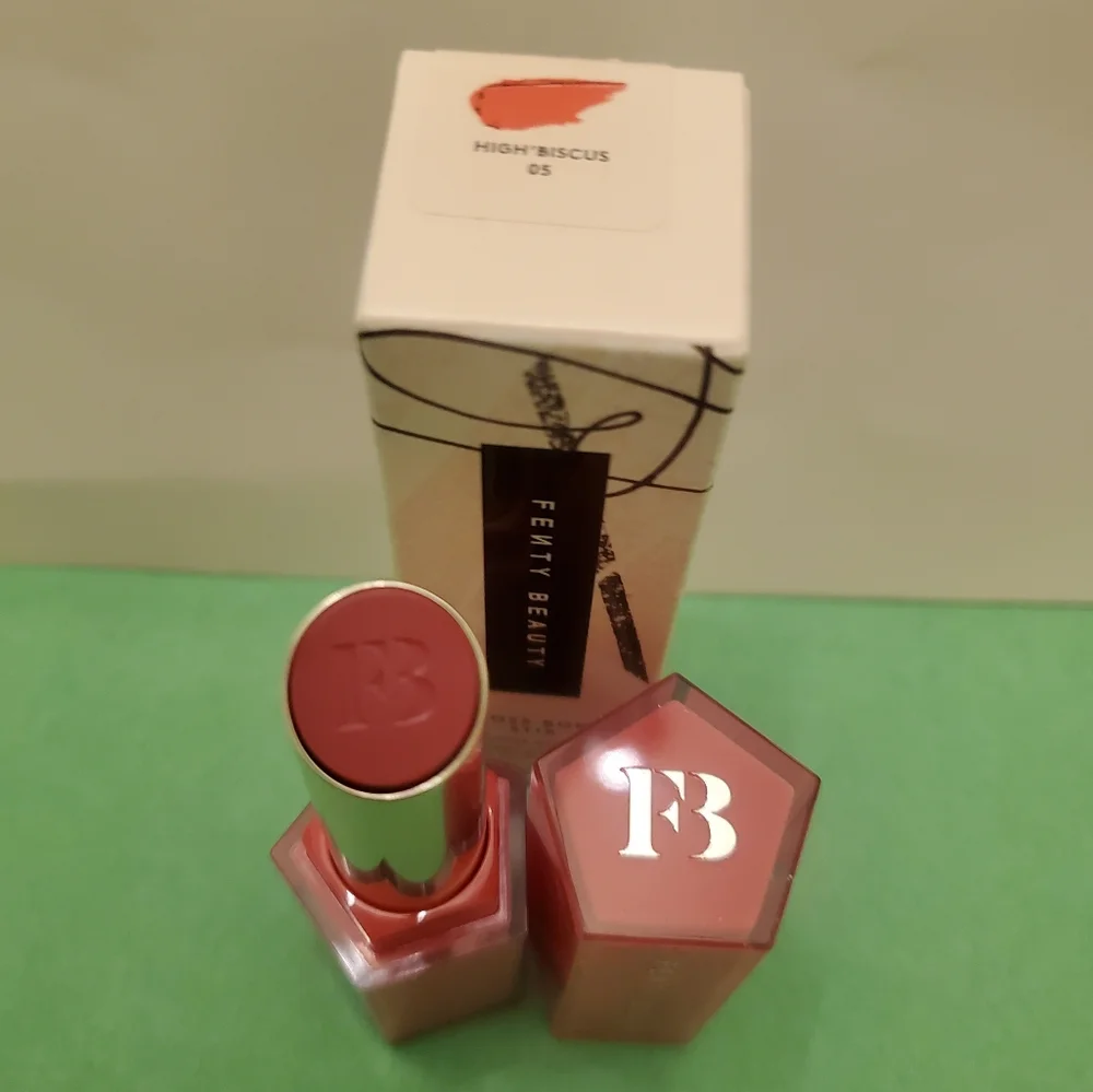 Fenty Beauty Gloss Bomb Stix High-Shine Gloss Stick High'biscus. BNIB - Picture 3 of 5